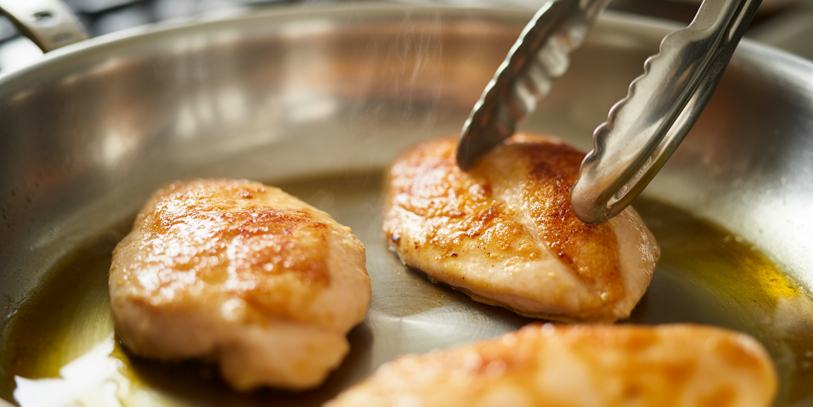searing chicken